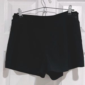 Women's Black Valia Shorts Size Medium NWT